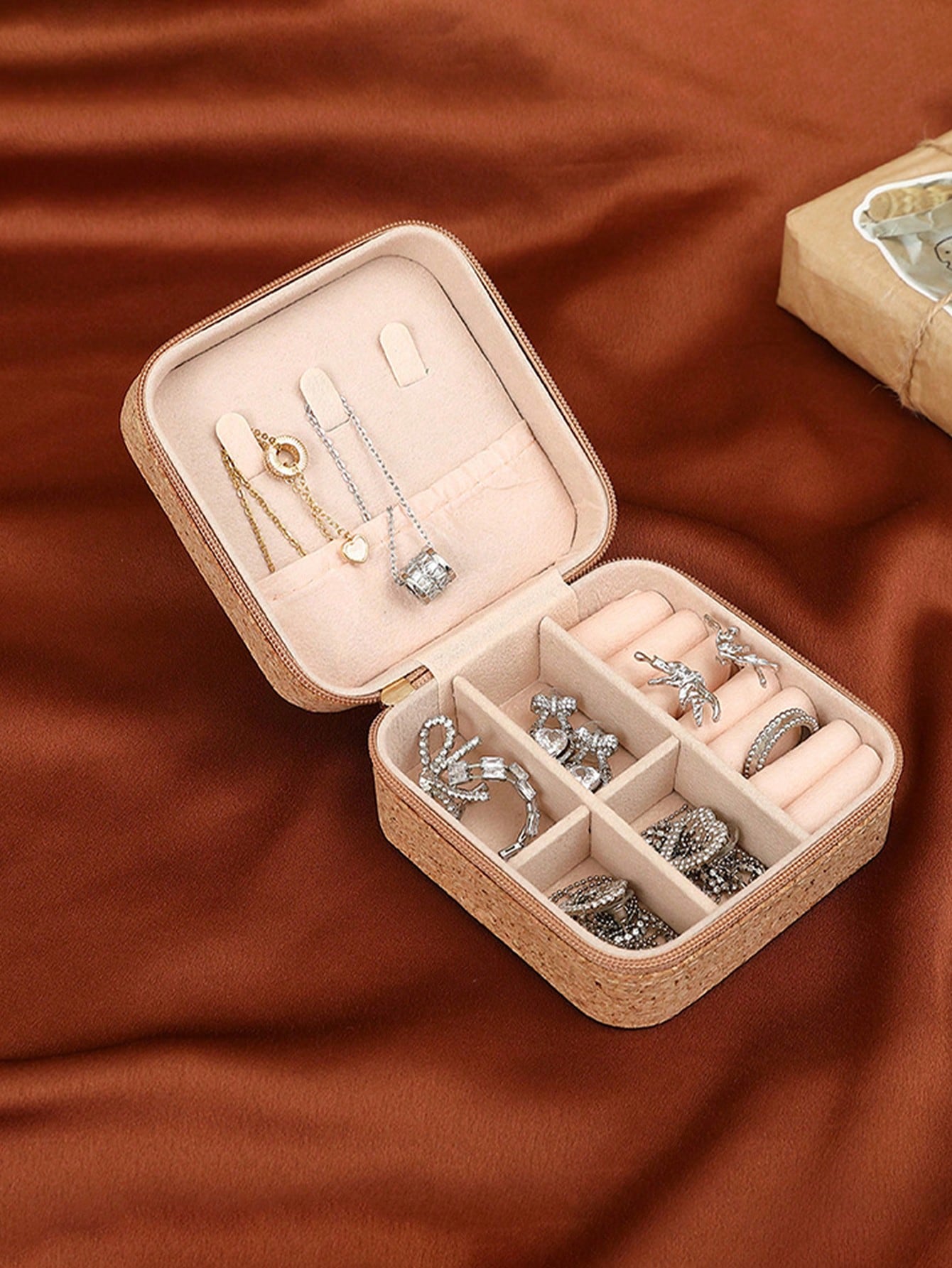 Kare Vintage Bohem Desenli Sey - Accessories Travel Jewelry Box incelemesi ve fiyatı